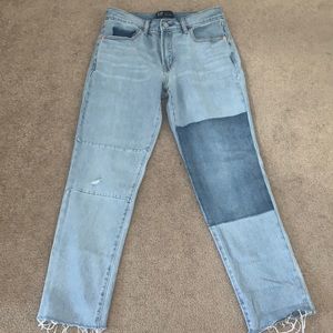 GAP girlfriend jeans size 4/27